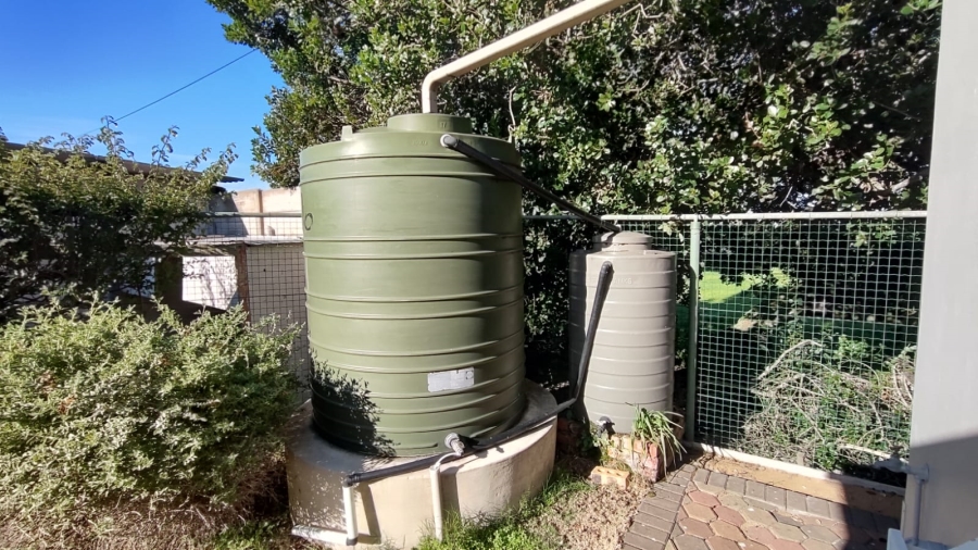 2 Bedroom Property for Sale in Stilbaai Wes Western Cape